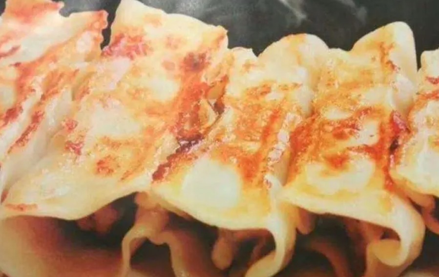 开一家冭牛锅贴加盟店蓝狮平台怎么样？加盟费高吗