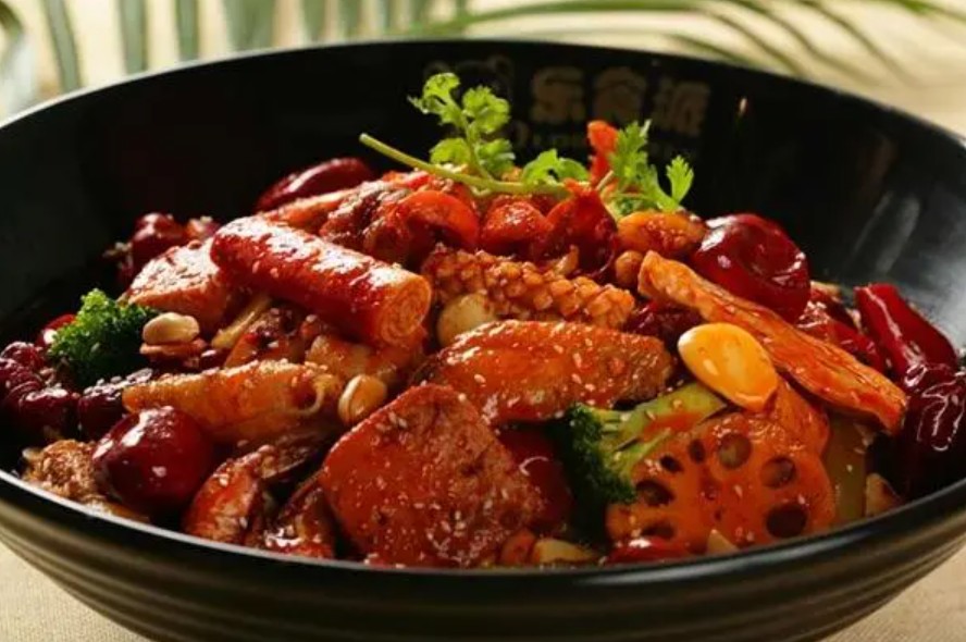 川豪麻辣香锅蓝狮注册加盟前期开店投资多吗