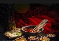 <strong>美味时代特色小吃车加盟费用是多少蓝狮</strong>