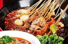 <strong>蓝狮注册签小川棒棒鸡串串的加盟优势是</strong>