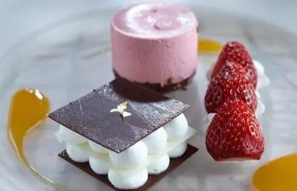 有什么靠谱的甜品品牌蓝狮？玛努卡分子甜品加盟前景如何