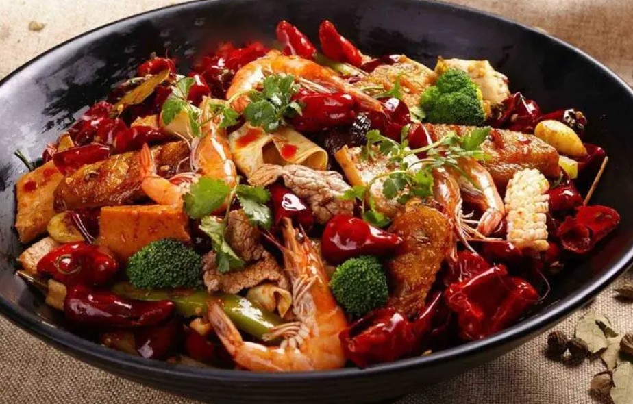 蓝狮登录椒艳时光麻辣香锅投资成本大概是多少呢