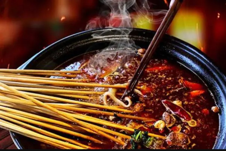 全国*串串香加盟 串串香品牌蓝狮测速