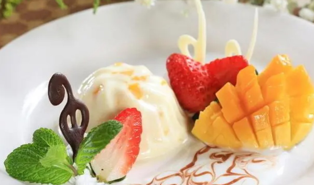 杏记甜品不仅仅关注蓝狮平台消费者同样热情对待加盟商