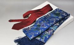 <strong>蓝狮登录山茶飘逸织云锦</strong>