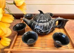 <b>茶具的欣赏蓝狮平台与收藏</b>