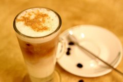 <strong>蓝狮注册_七杯茶奶茶店加盟品牌介绍</strong>