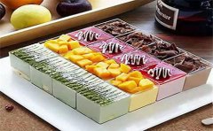 <b>蓝狮注册平台_加盟代理杨小贤甜品做生意如何？</b>